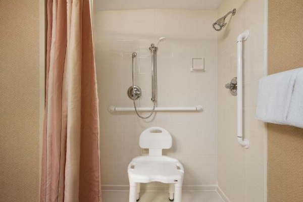 Baymont by Wyndham Columbia Northwest image 30